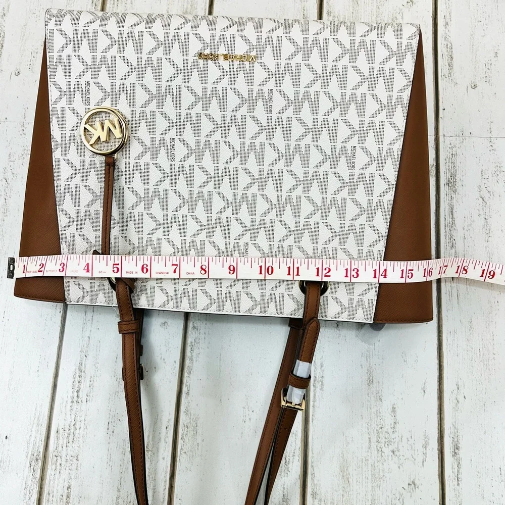 Michael Kors Signature Logo Walsh Medium Tote Vanilla Brown Shoulder Bag - Picture 12 of 12